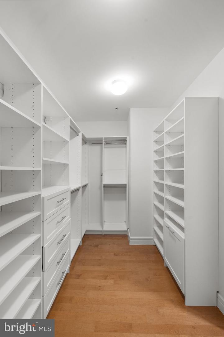 1414 S Penn Sq #25cde Property Photo 26