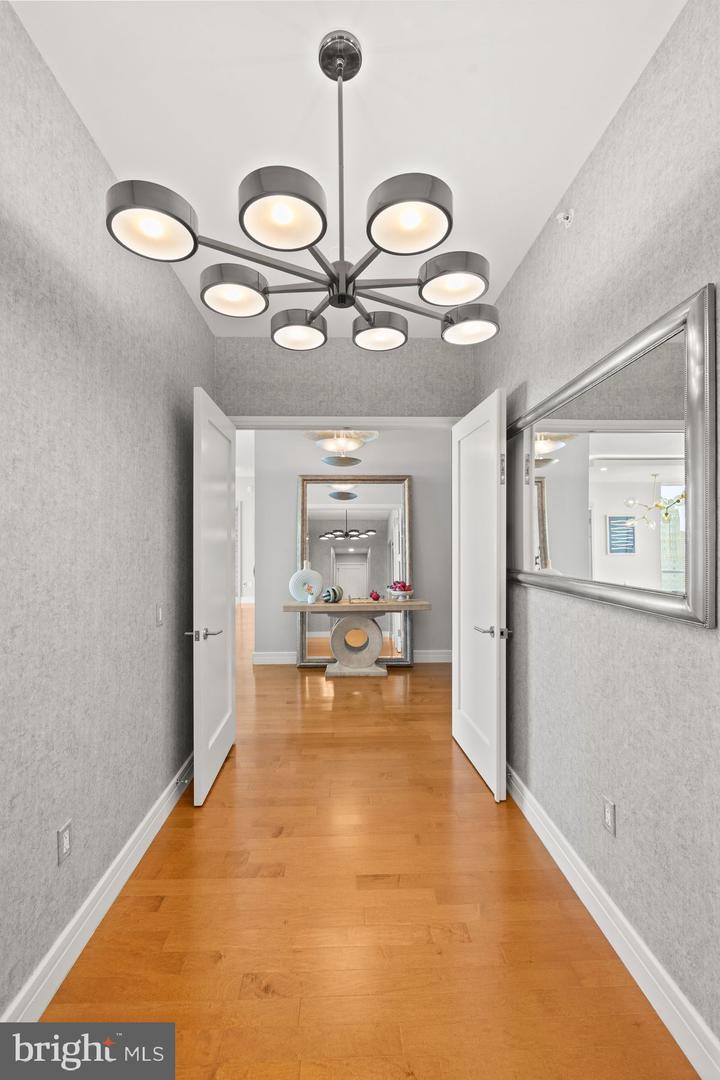 1414 S Penn Sq #25cde Property Photo 28