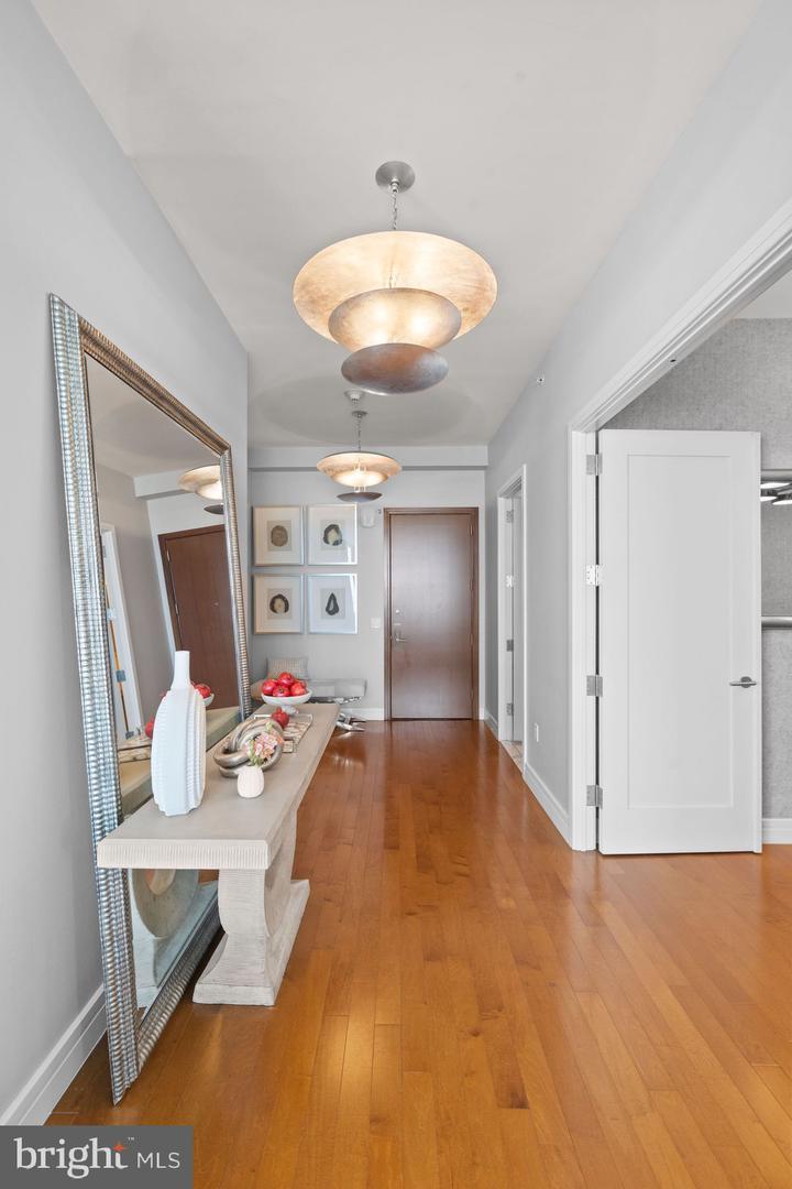 1414 S Penn Sq #25cde Property Photo 29