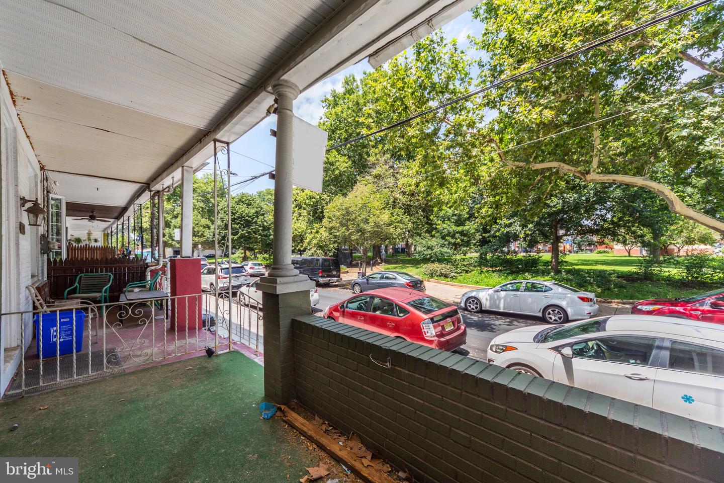 2312 Reed St Property Photo 4