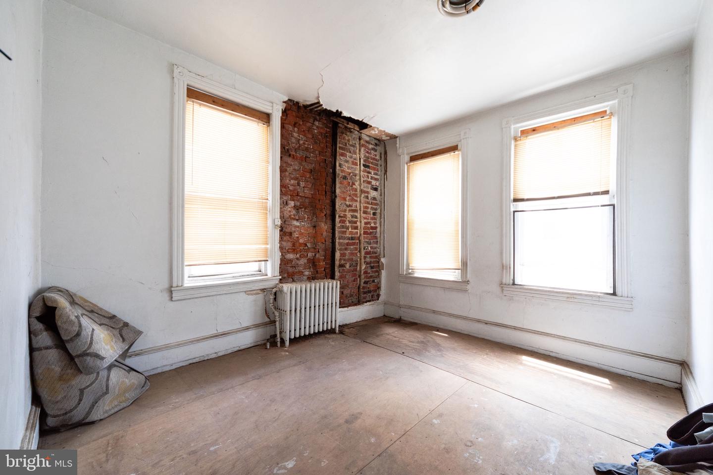 2312 Reed St Property Photo 23
