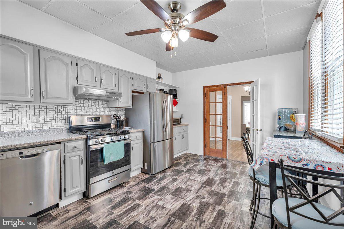 3502 Oakmont St Property Photo 8