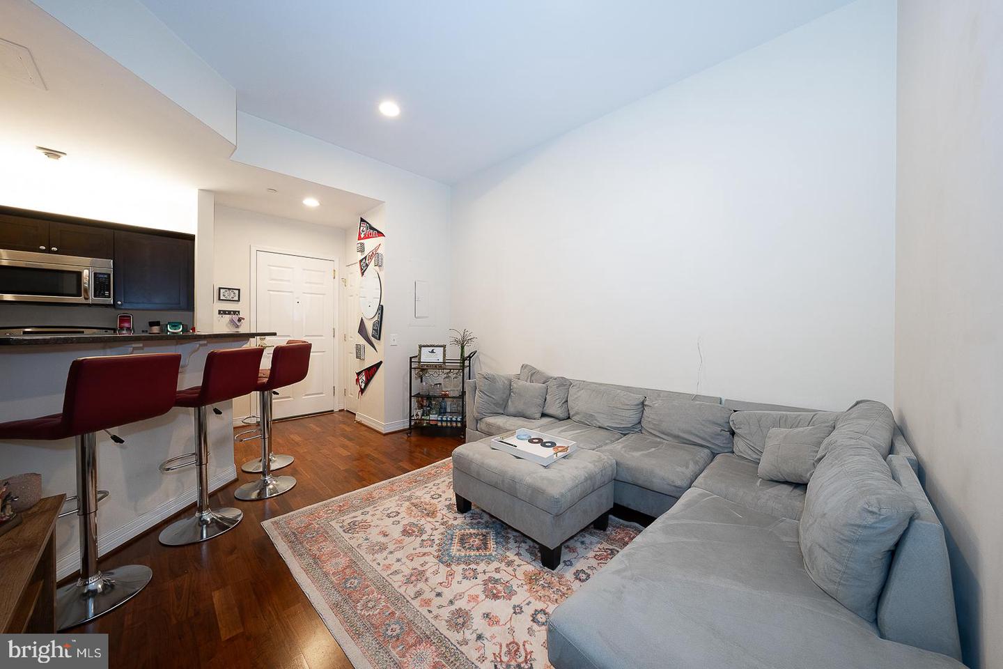 1600 Arch St #1108 Property Photo 2