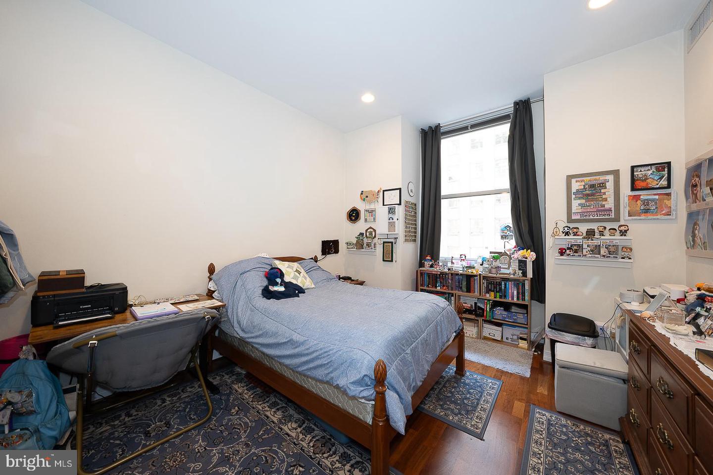 1600 Arch St #1108 Property Photo 12