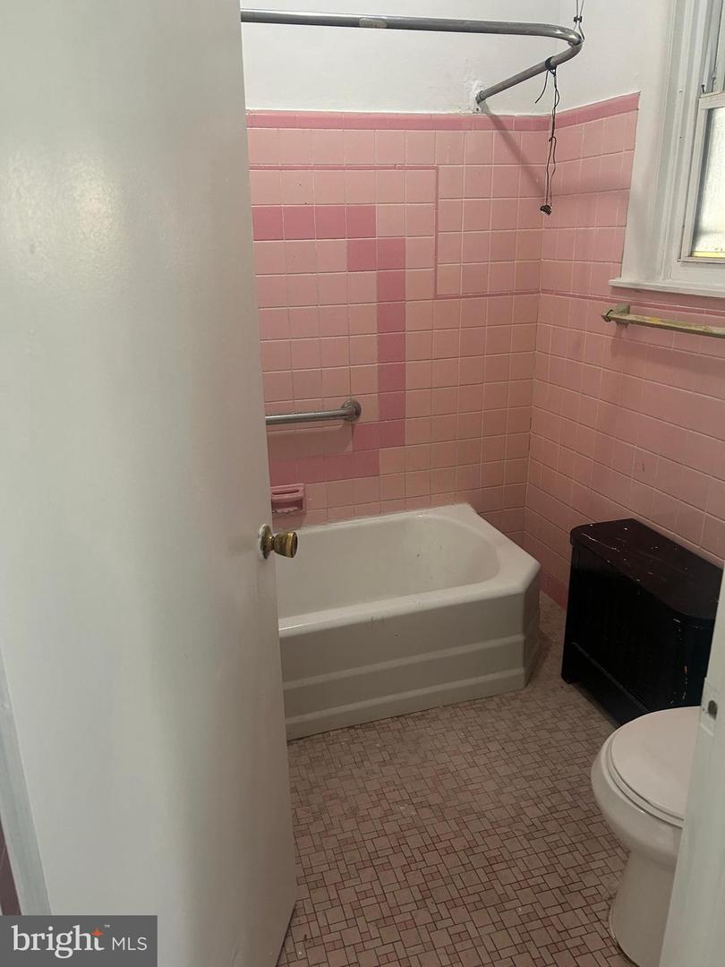 1550 Ruan St Property Photo 6