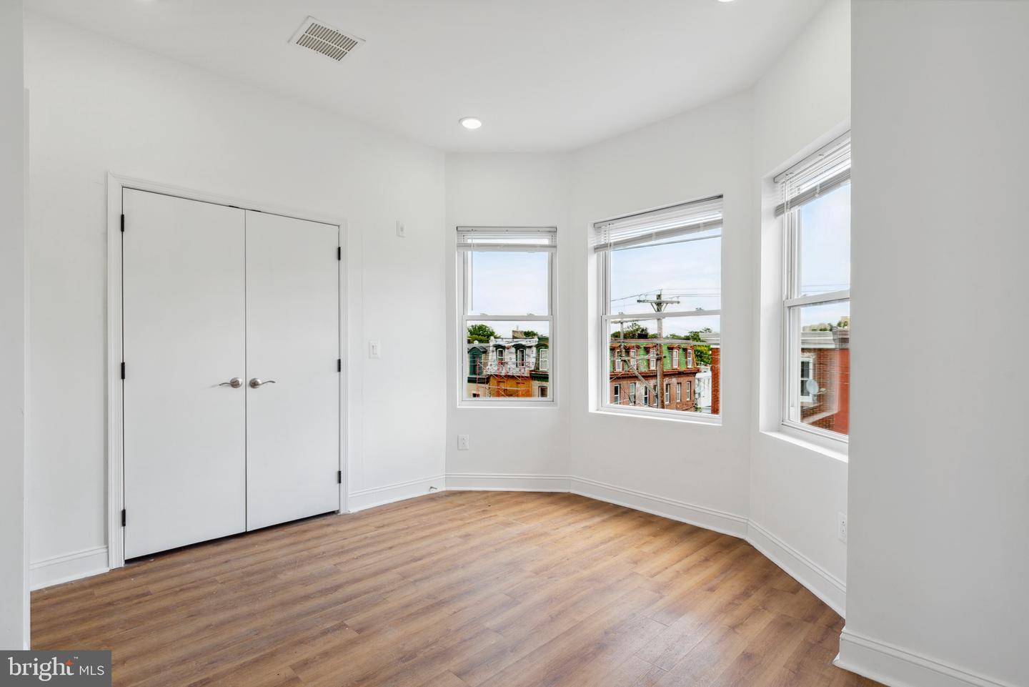2718 N 11th St Property Photo 48