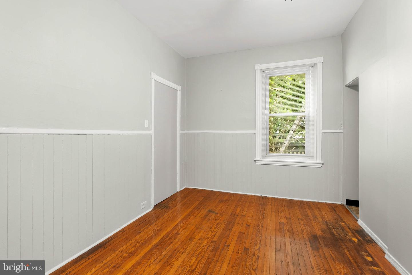 5223 Morris St Property Photo 10