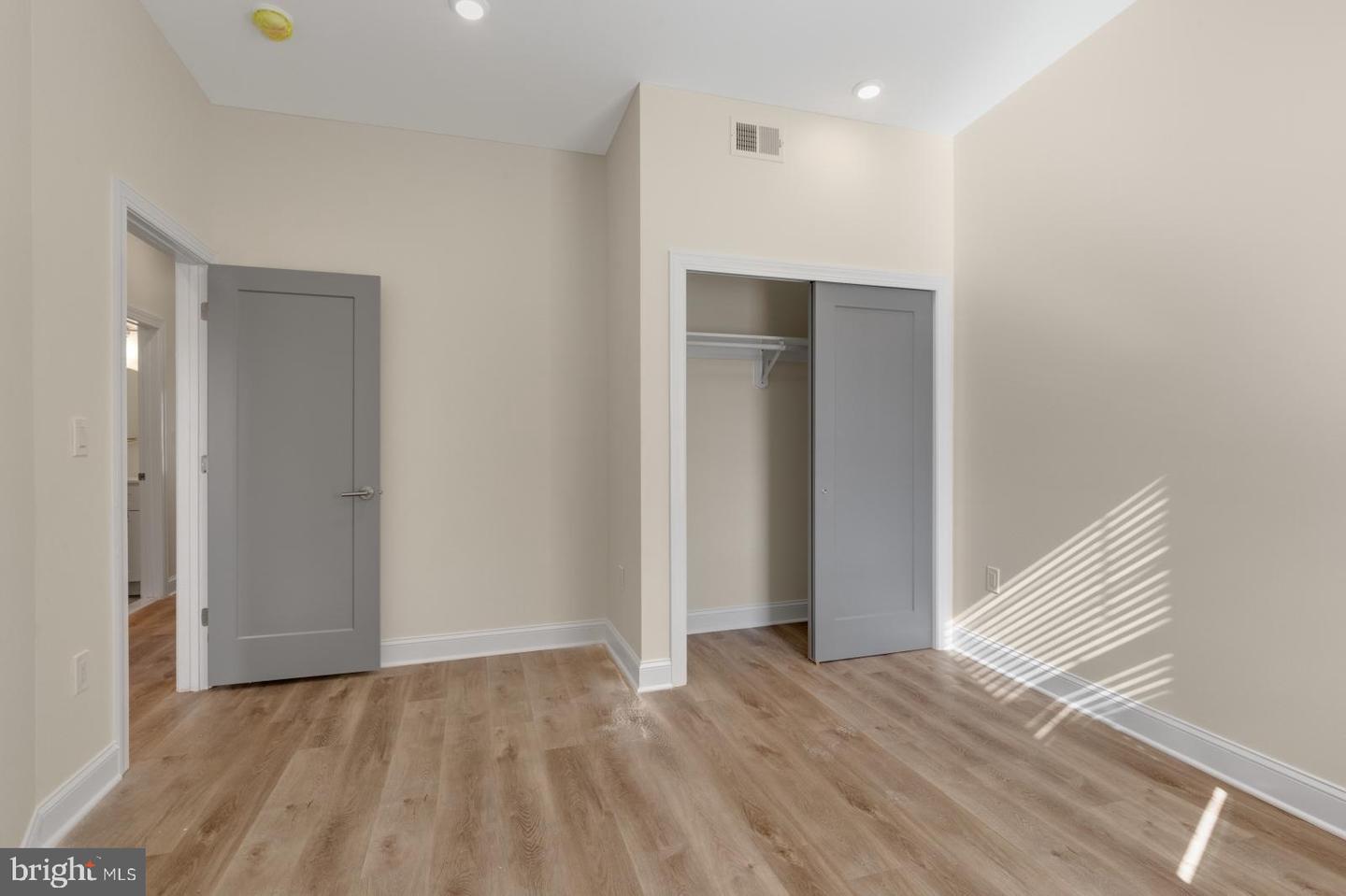 511 Gorgas Ln #e Property Photo 18