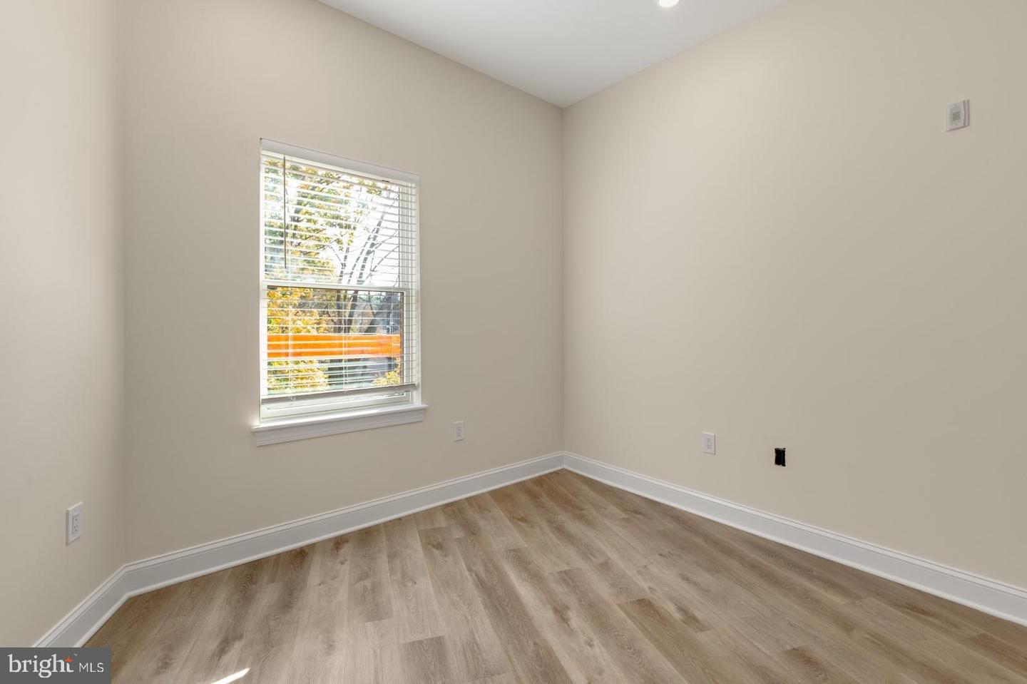 511 Gorgas Ln #e Property Photo 23