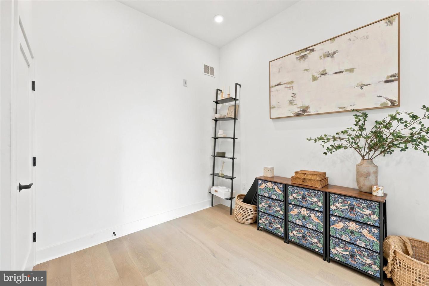 1621 Bainbridge St #6 Property Photo 27