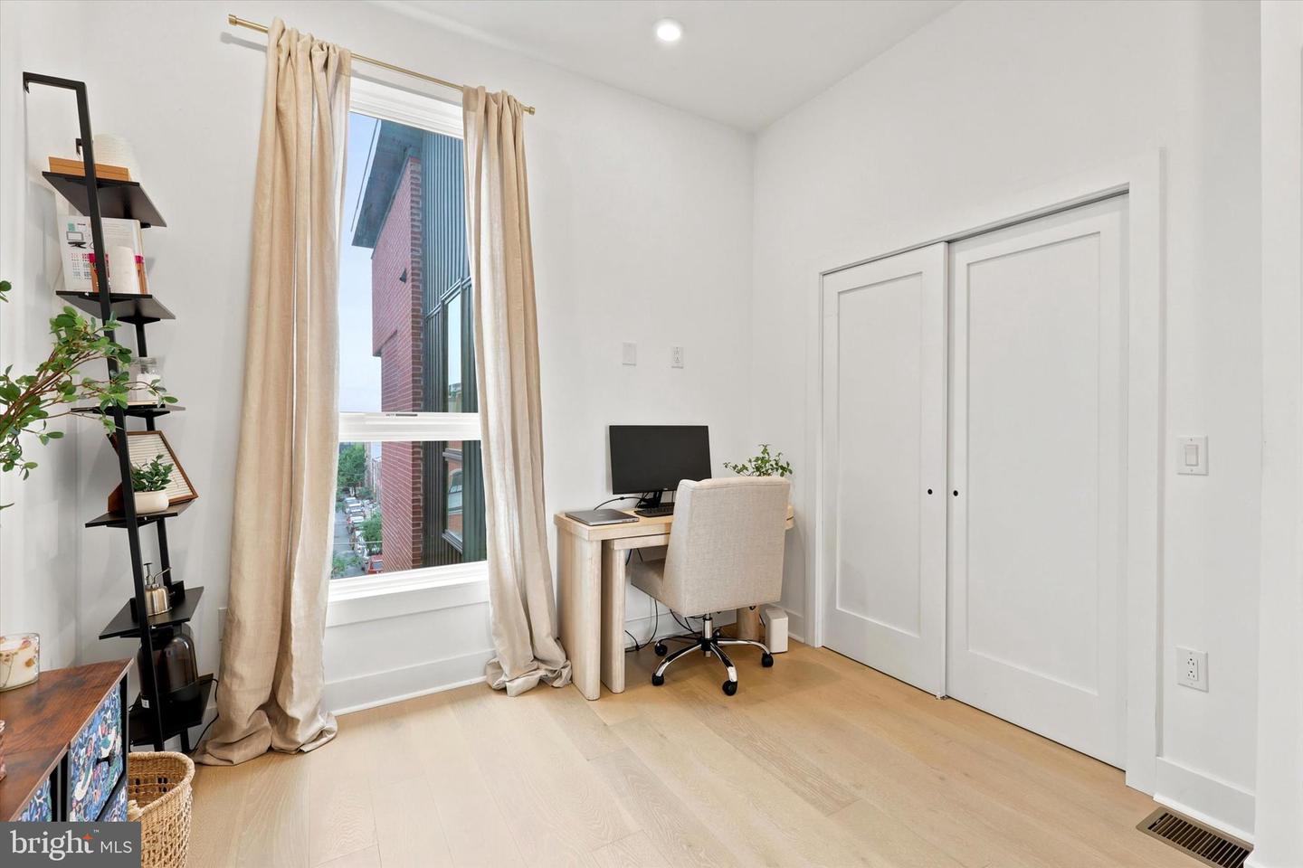 1621 Bainbridge St #6 Property Photo 28