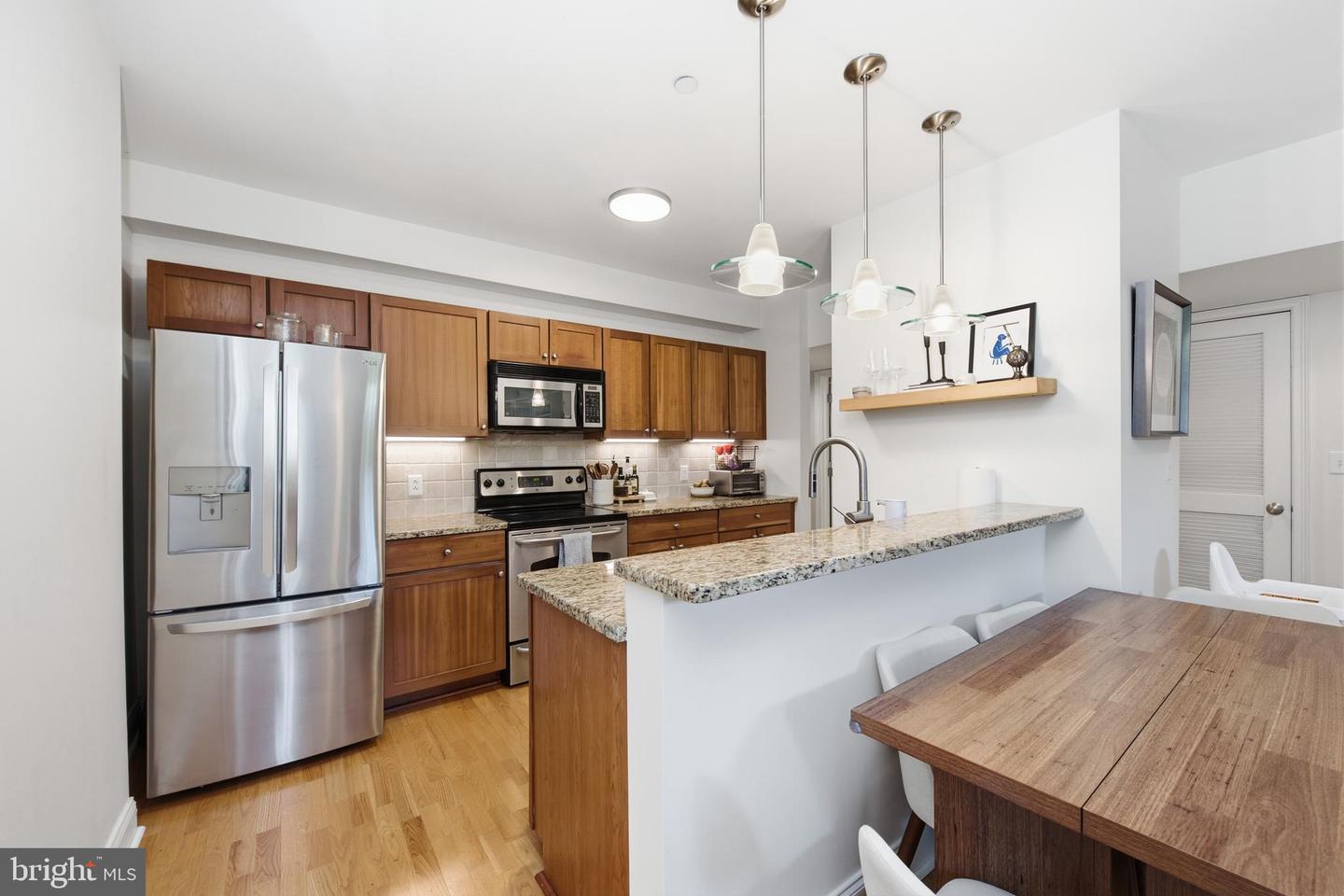 1 Academy Cir #313 Property Photo 3
