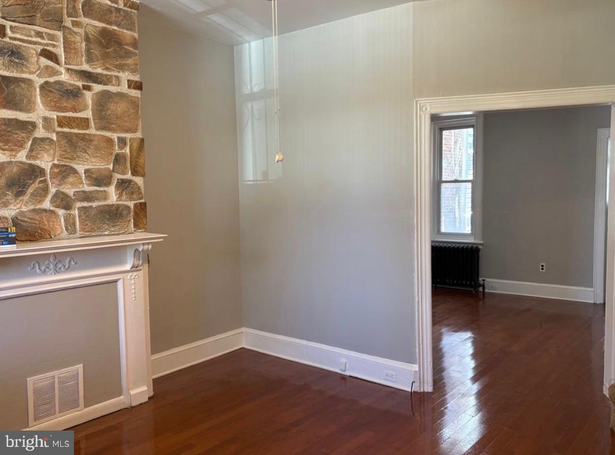 50 E Clapier St Property Photo 3