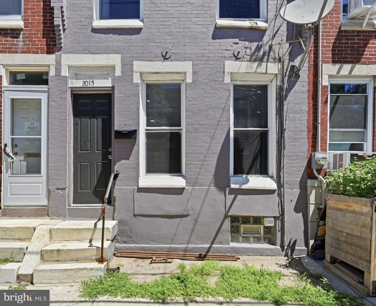 2015 MOUNTAIN ST Property Photo 1