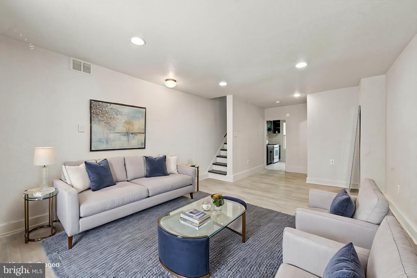 2015 Mountain St Property Photo 3