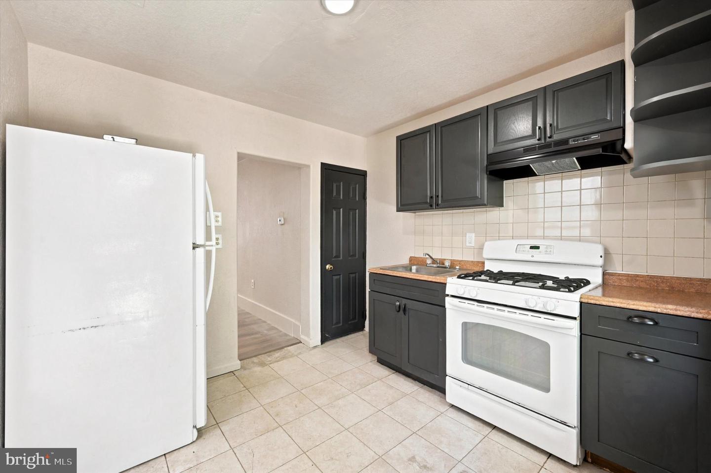 2015 Mountain St Property Photo 11