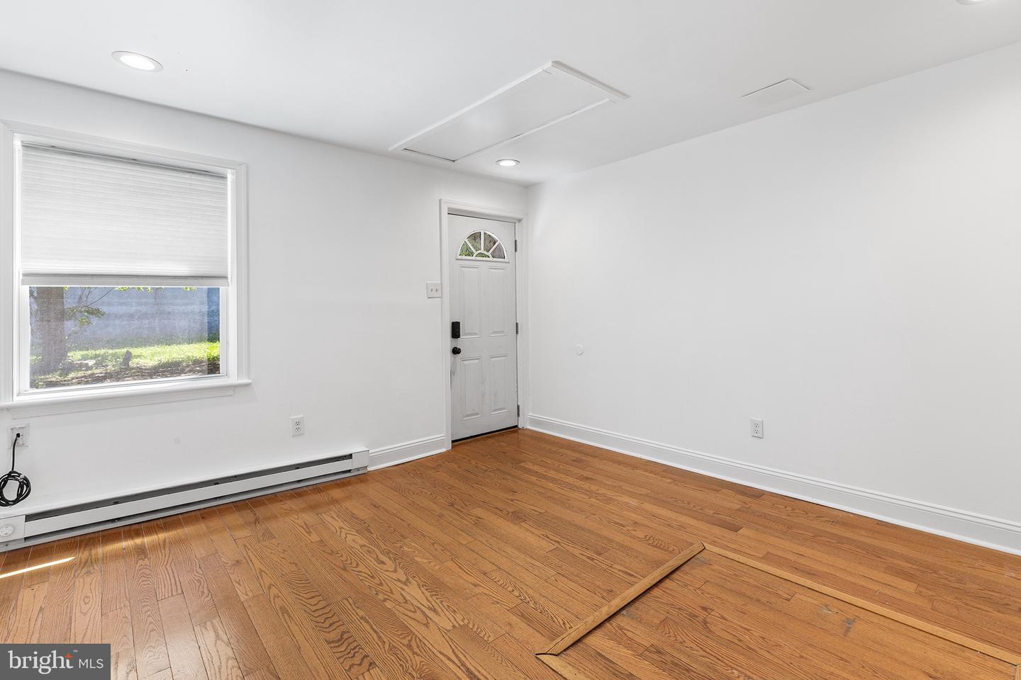 8 Bristow Pl Property Photo 4