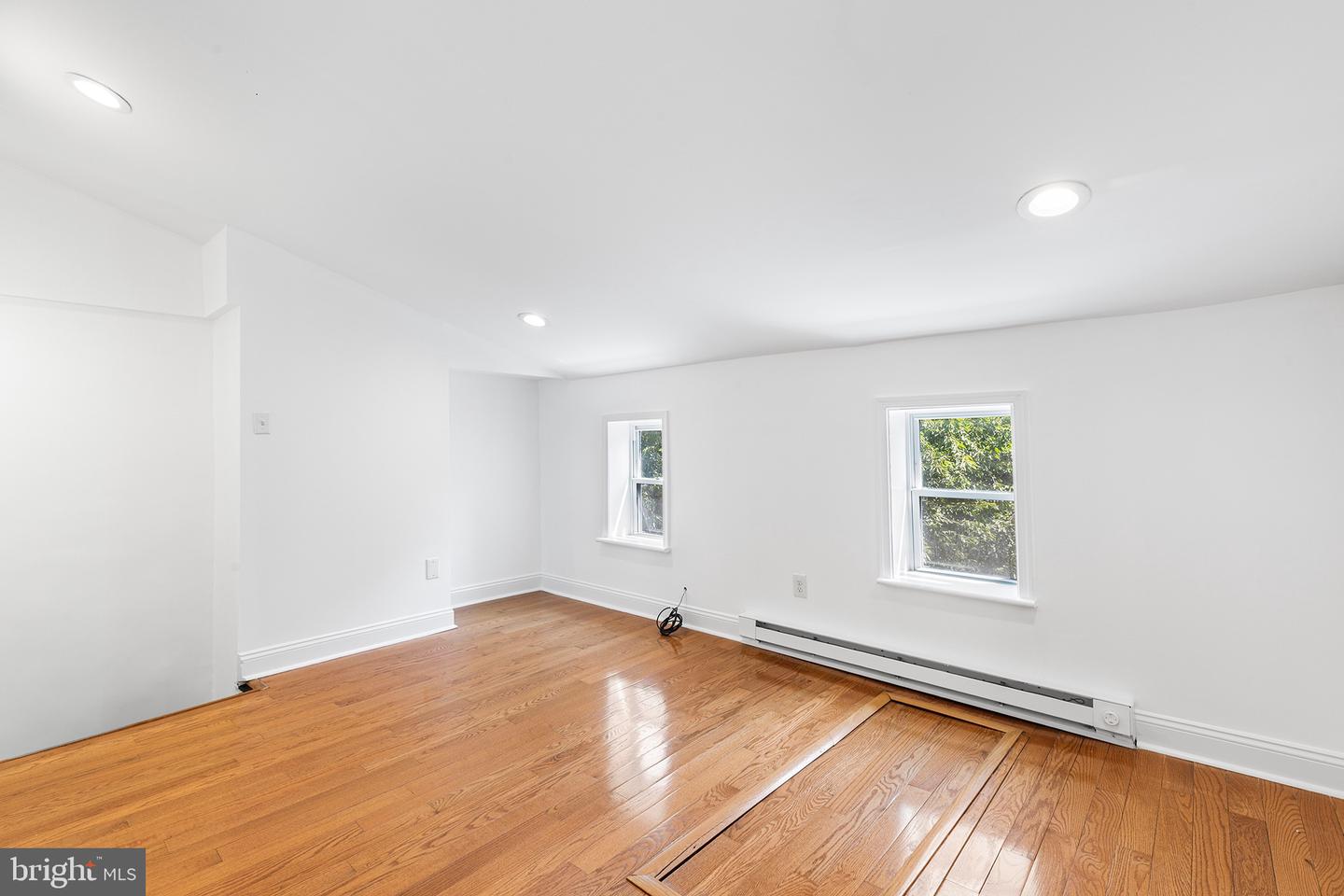 8 Bristow Pl Property Photo 16