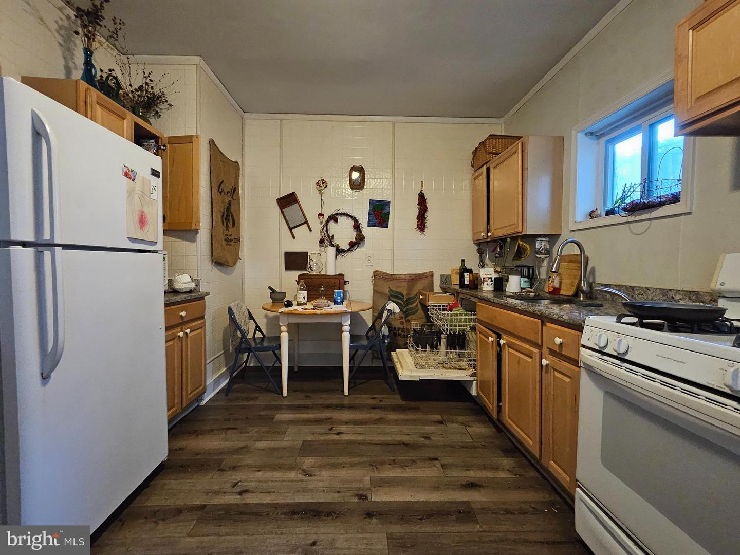 2211 Mount Vernon St Property Photo 6