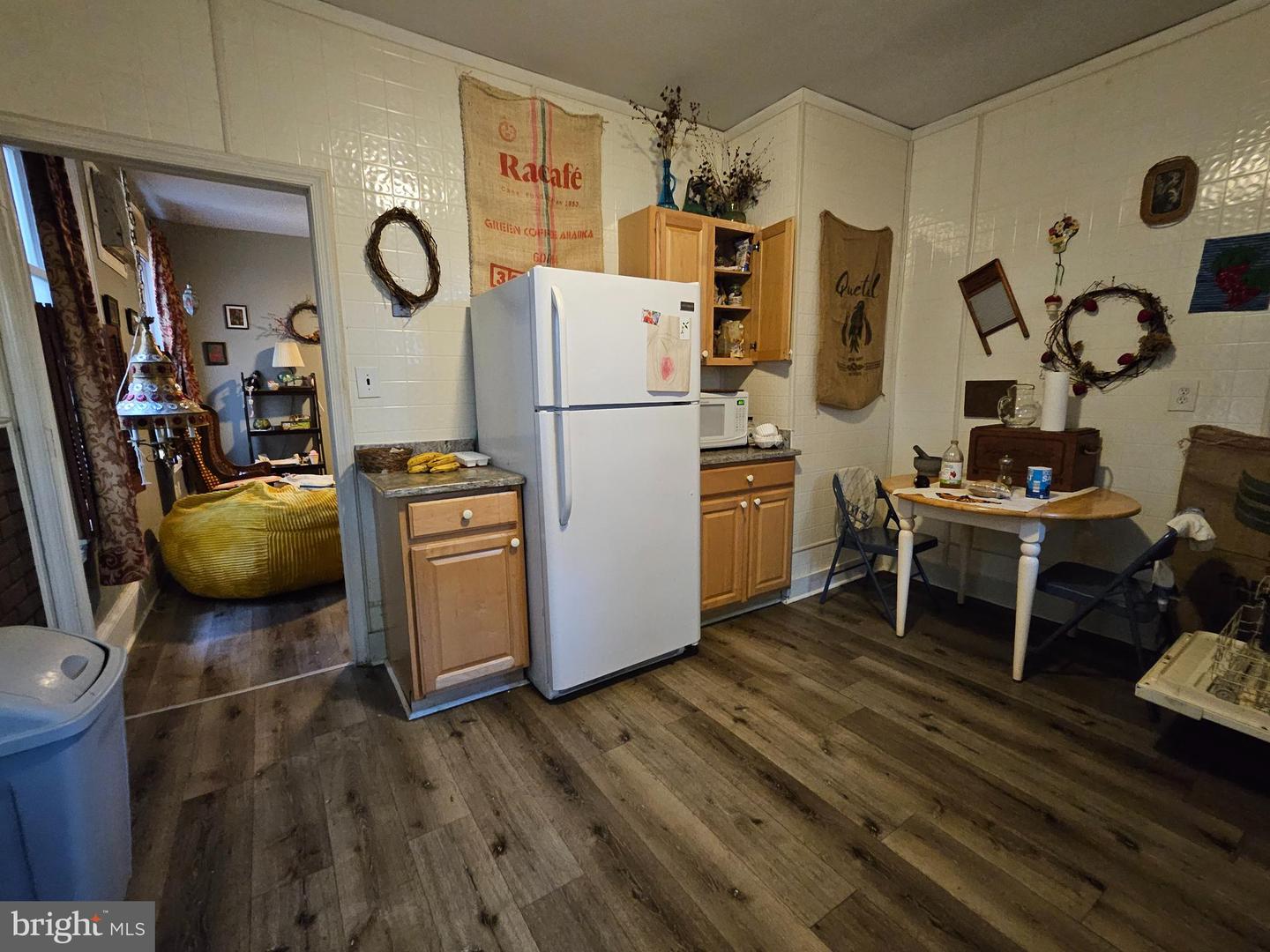 2211 Mount Vernon St Property Photo 7