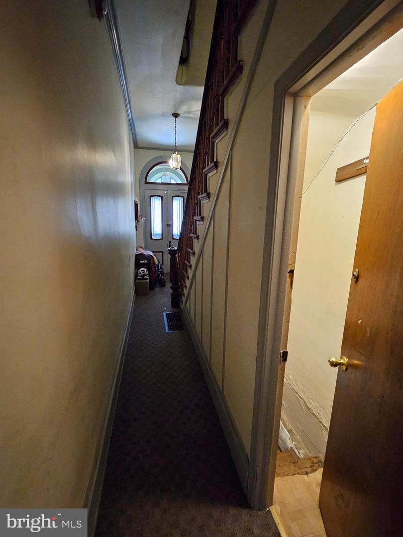 2211 Mount Vernon St Property Photo 13