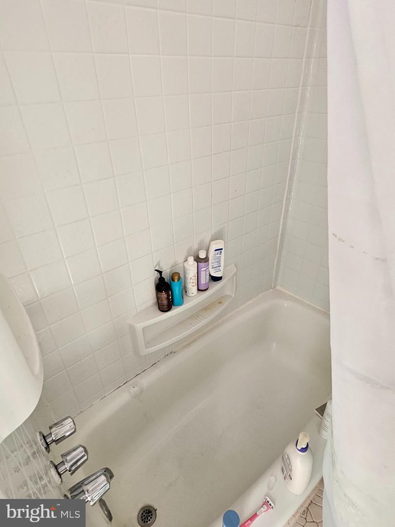 2211 Mount Vernon St Property Photo 18
