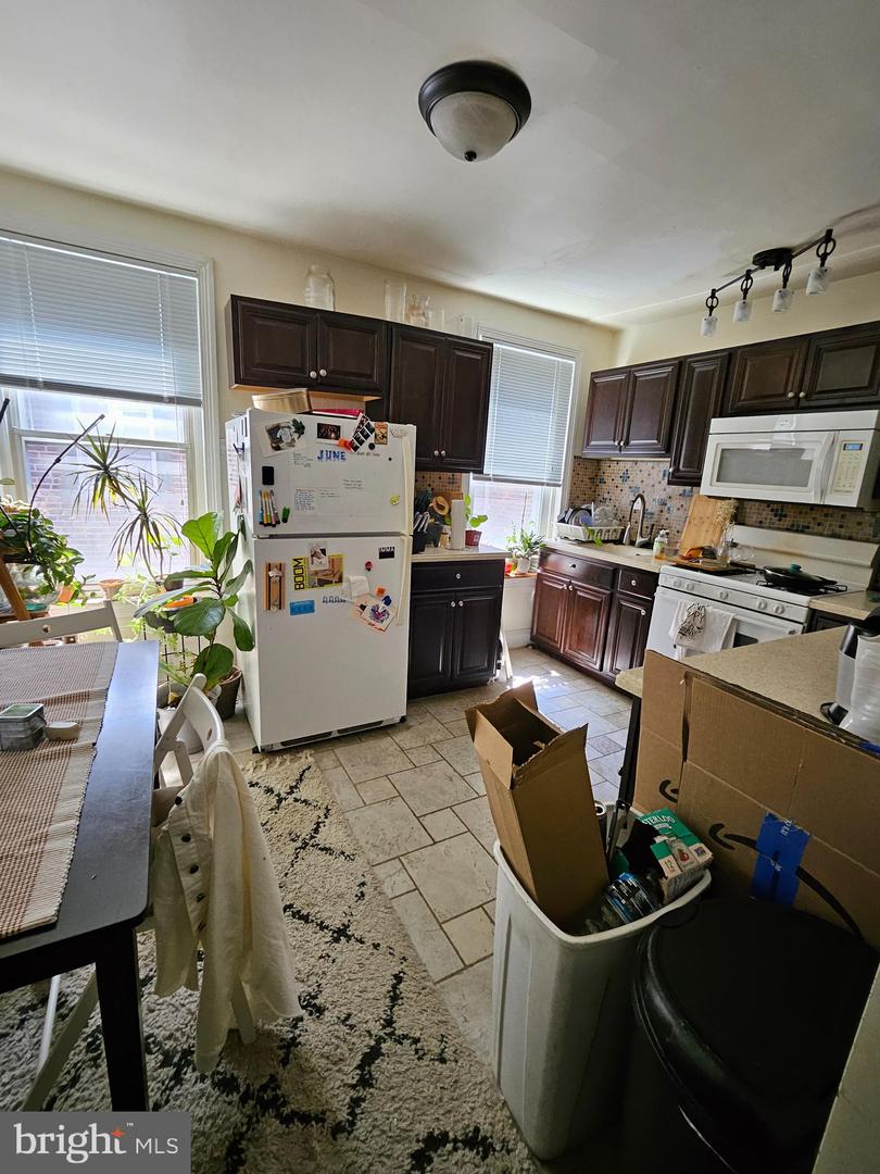 2211 Mount Vernon St Property Photo 21