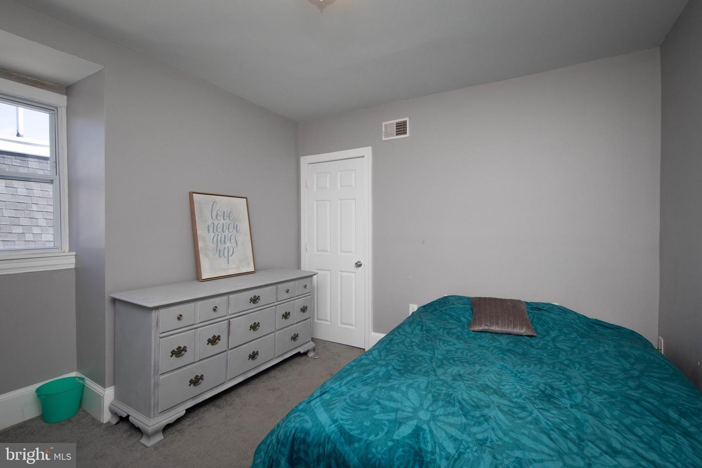 309 W Earlham Ter Property Photo 15
