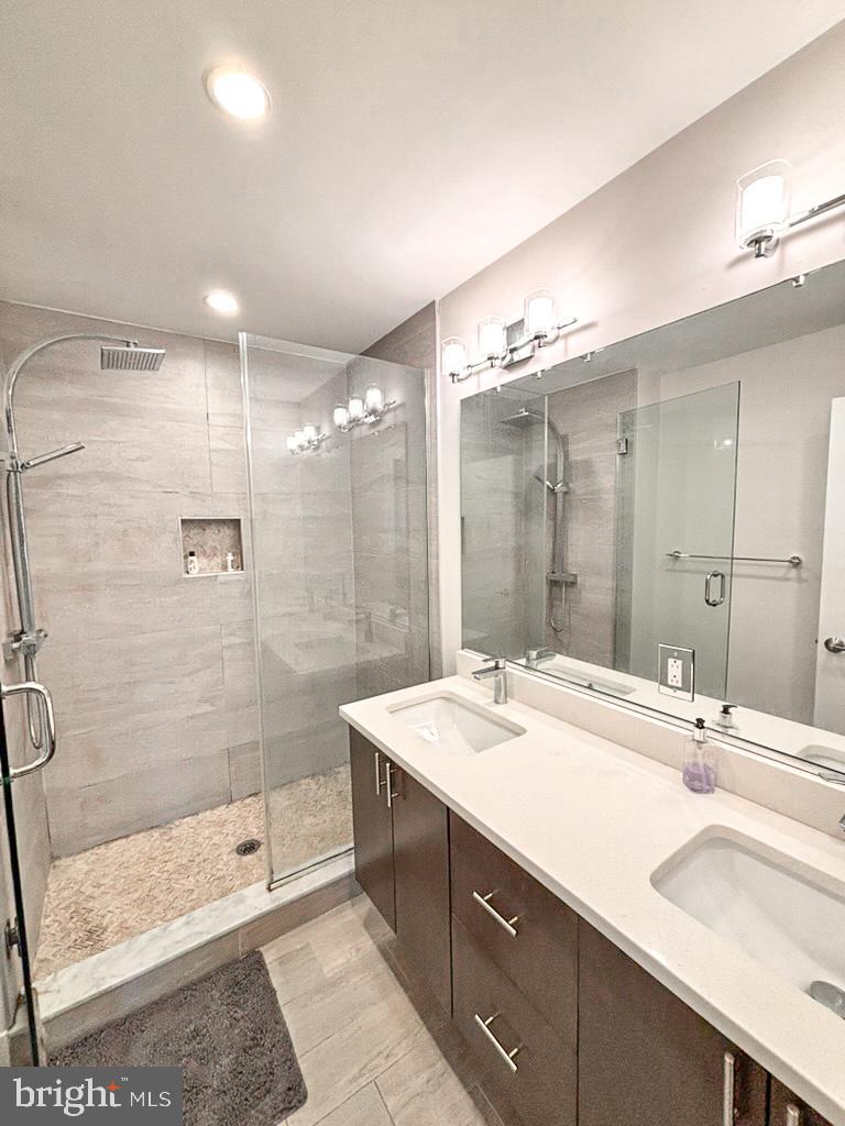 2527 Graduate Sq Property Photo 11
