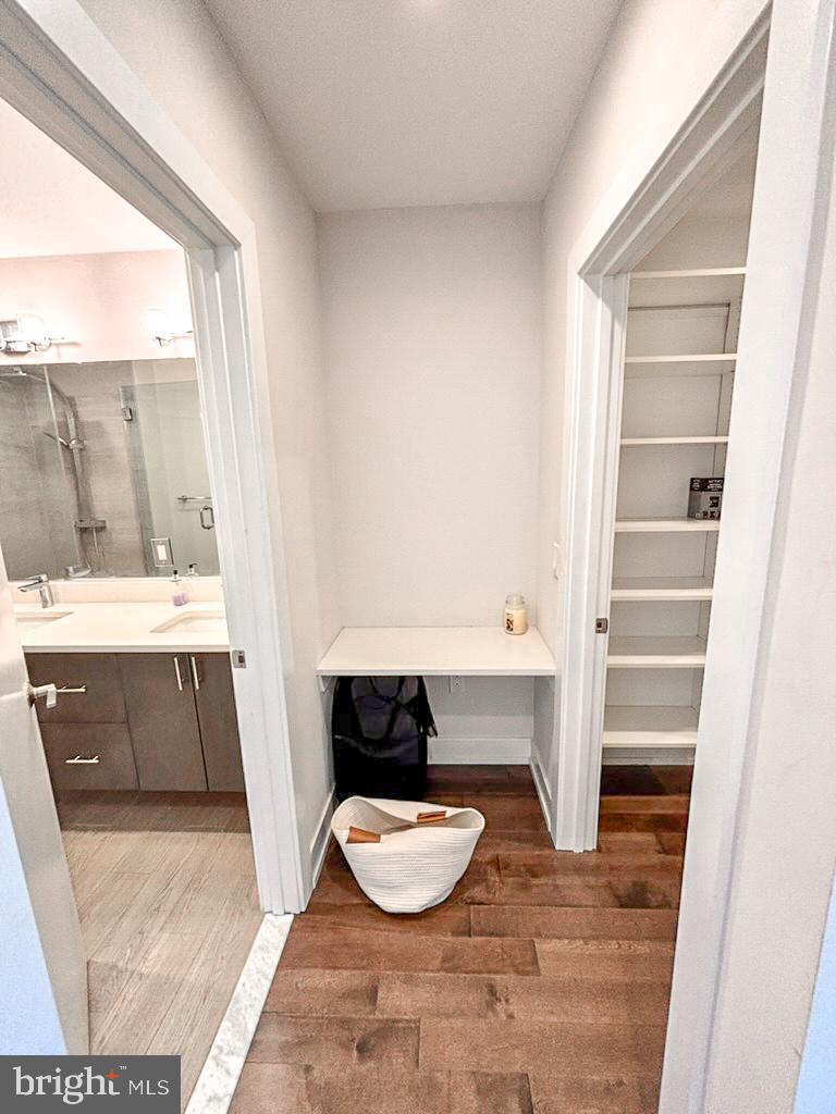 2527 Graduate Sq Property Photo 13