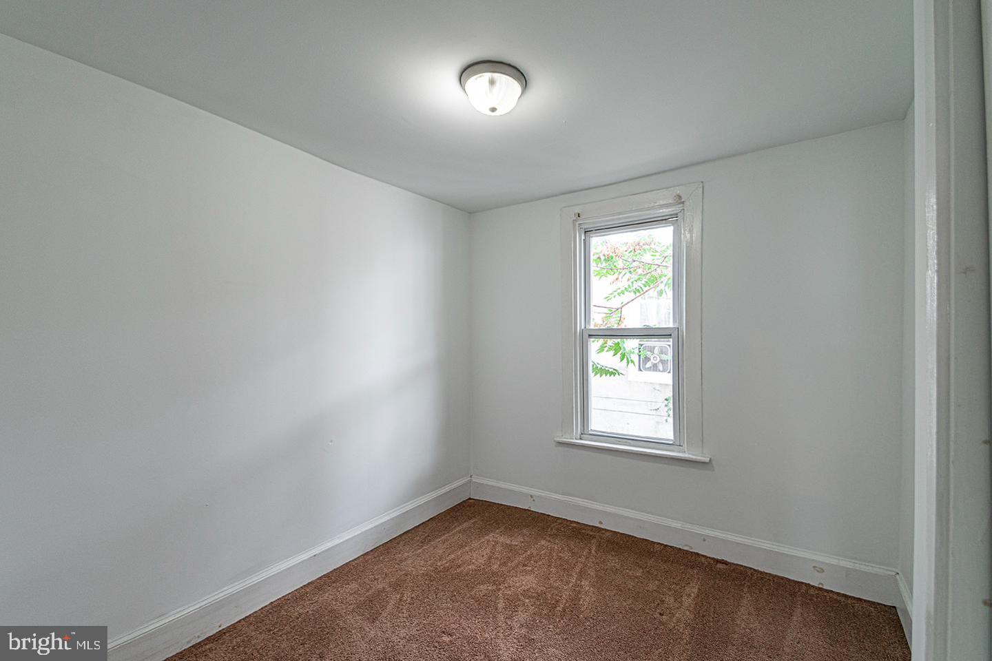 1535 S Hicks St Property Photo 12