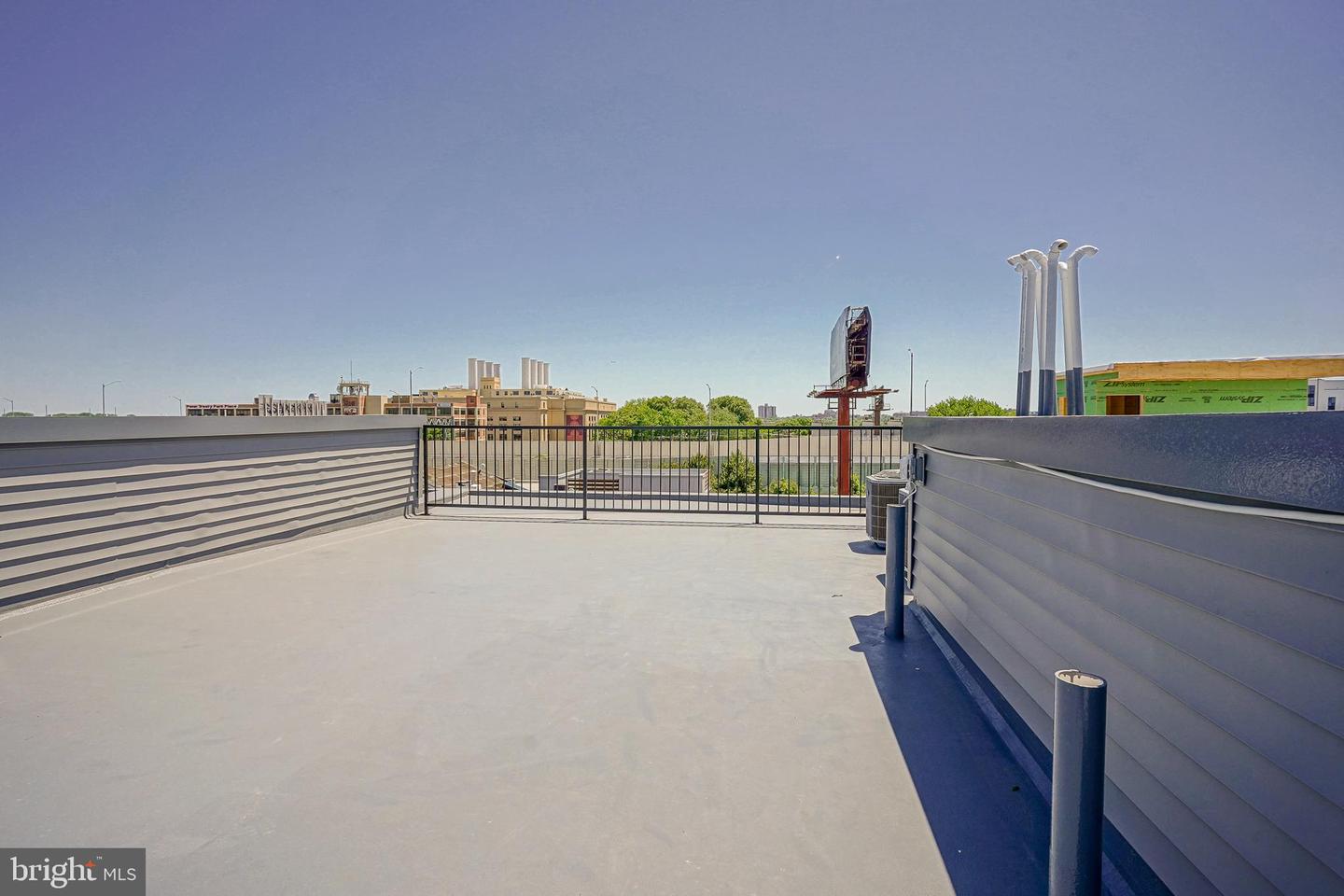 1102 E Columbia #lot D1 Property Photo 20