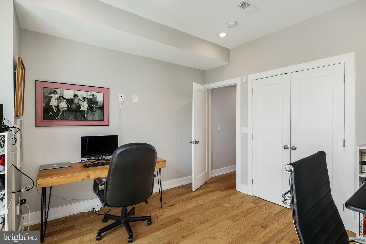 2711 W Jefferson St #2 Property Photo 16