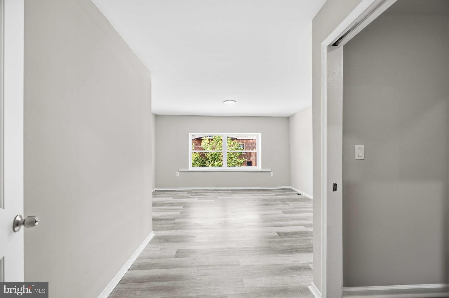 263 W Duval St Property Photo 24