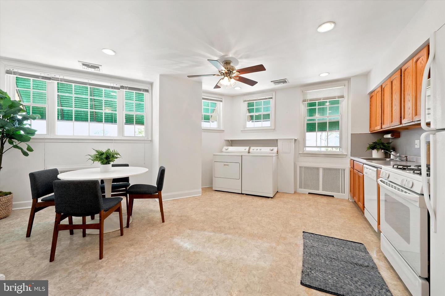1013 Reed St Property Photo 15