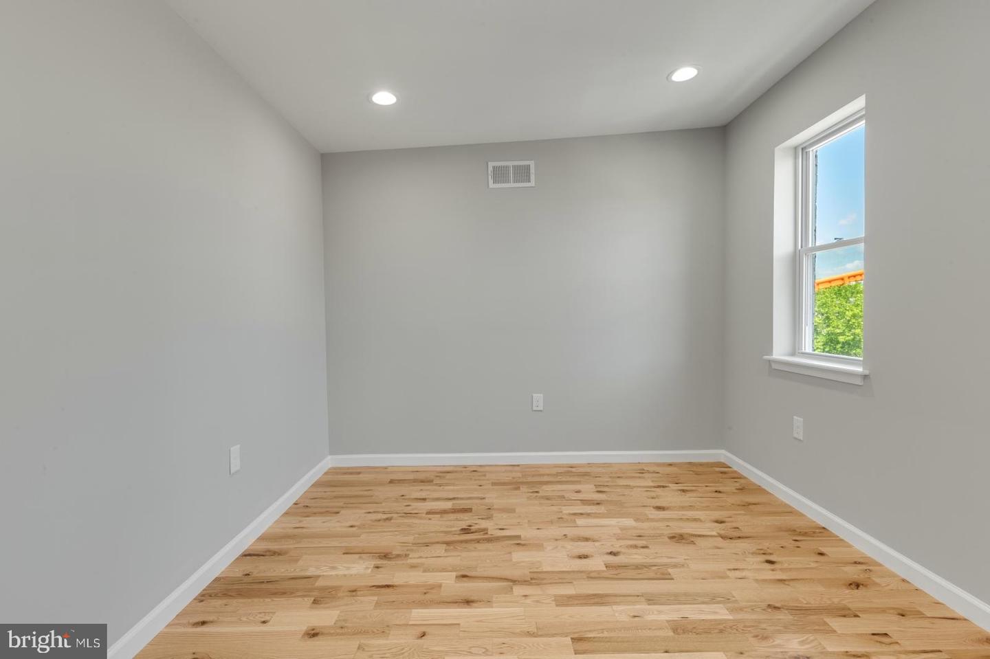 410 Diamond St #2 Property Photo 15