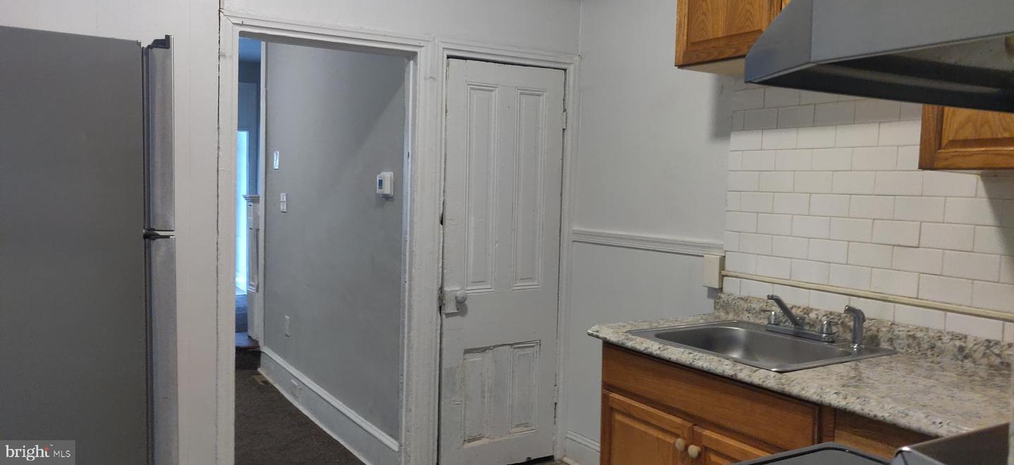 2070 Bellmore Ave Property Photo 3