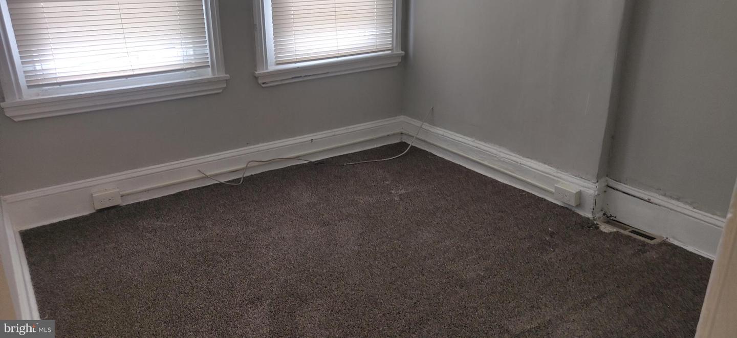 2070 Bellmore Ave Property Photo 9