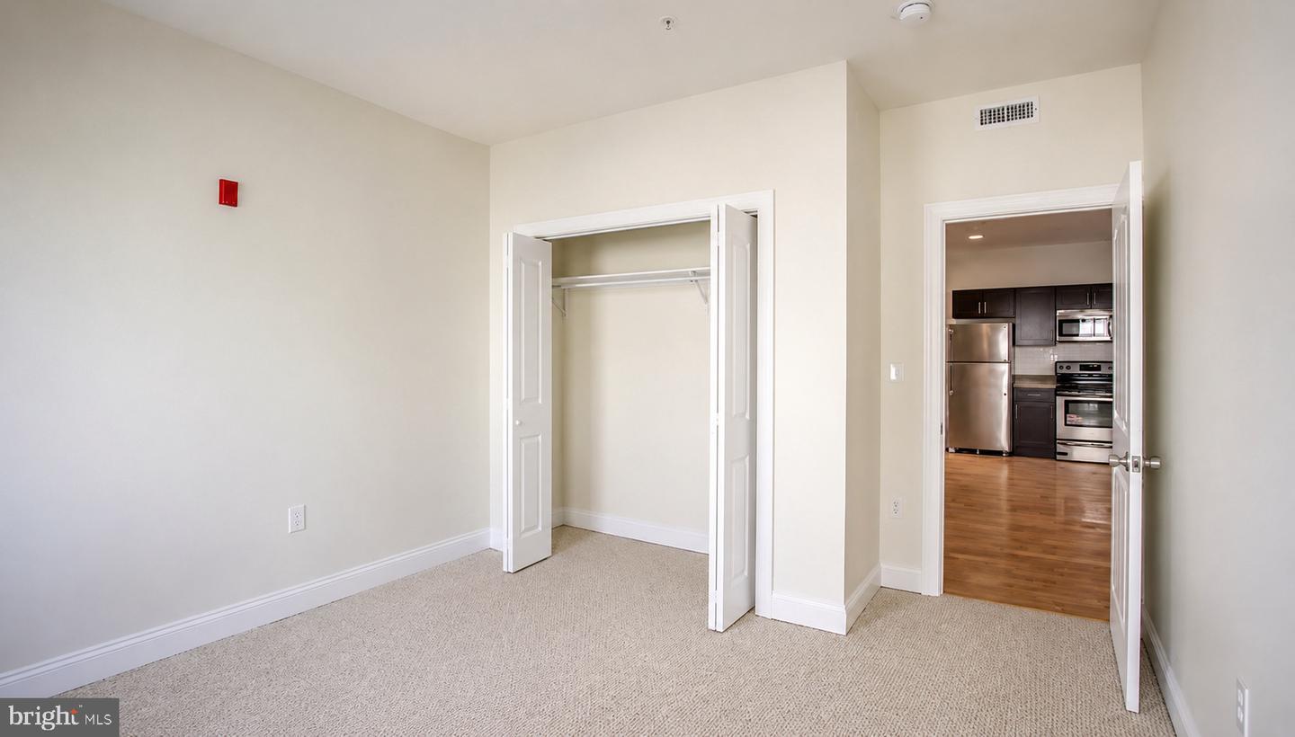 4128 Chester Ave #1f Property Photo 4