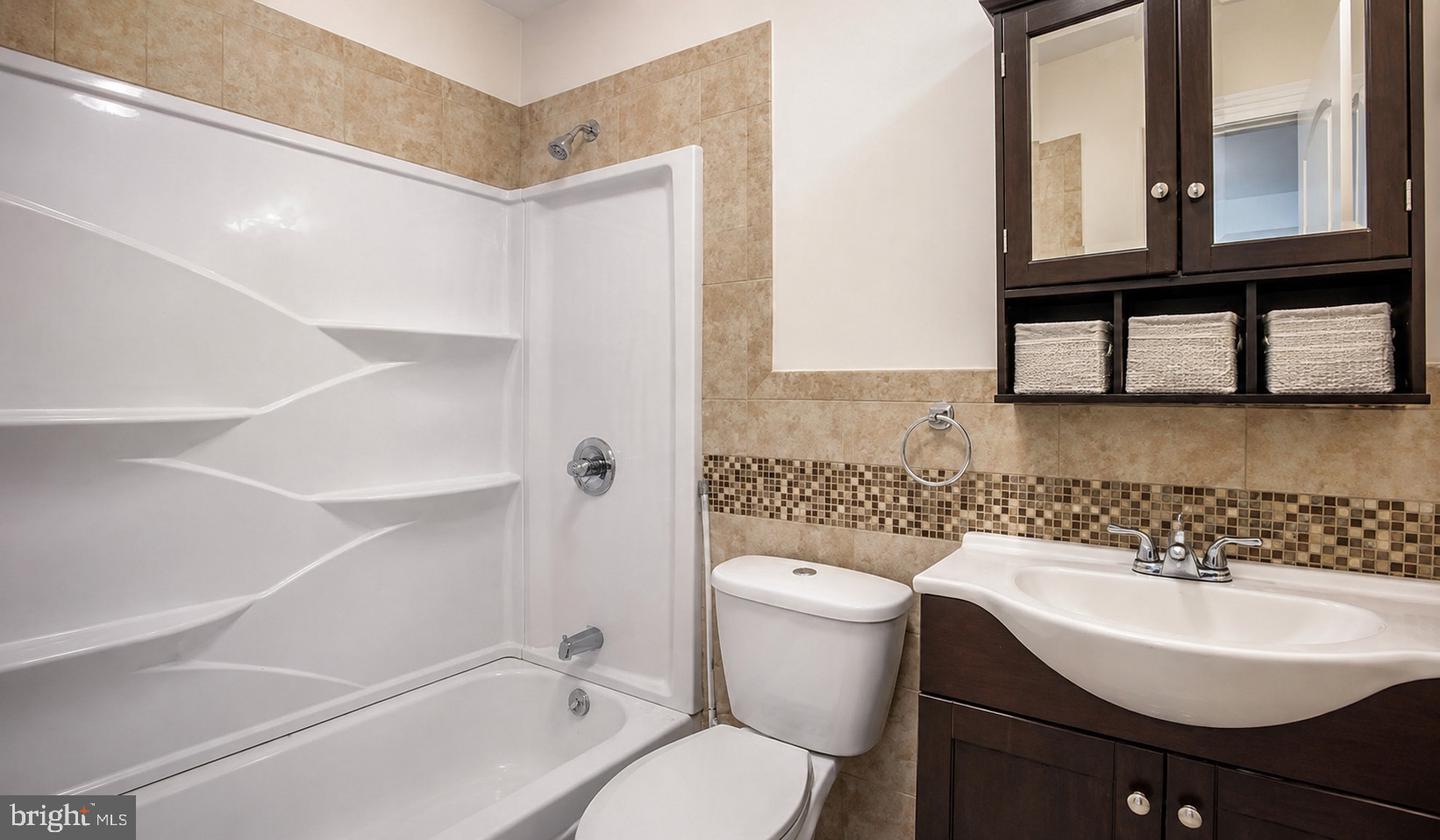 4128 Chester Ave #1f Property Photo 16