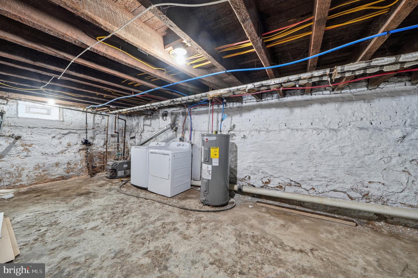 2062 E Stella St Property Photo 10