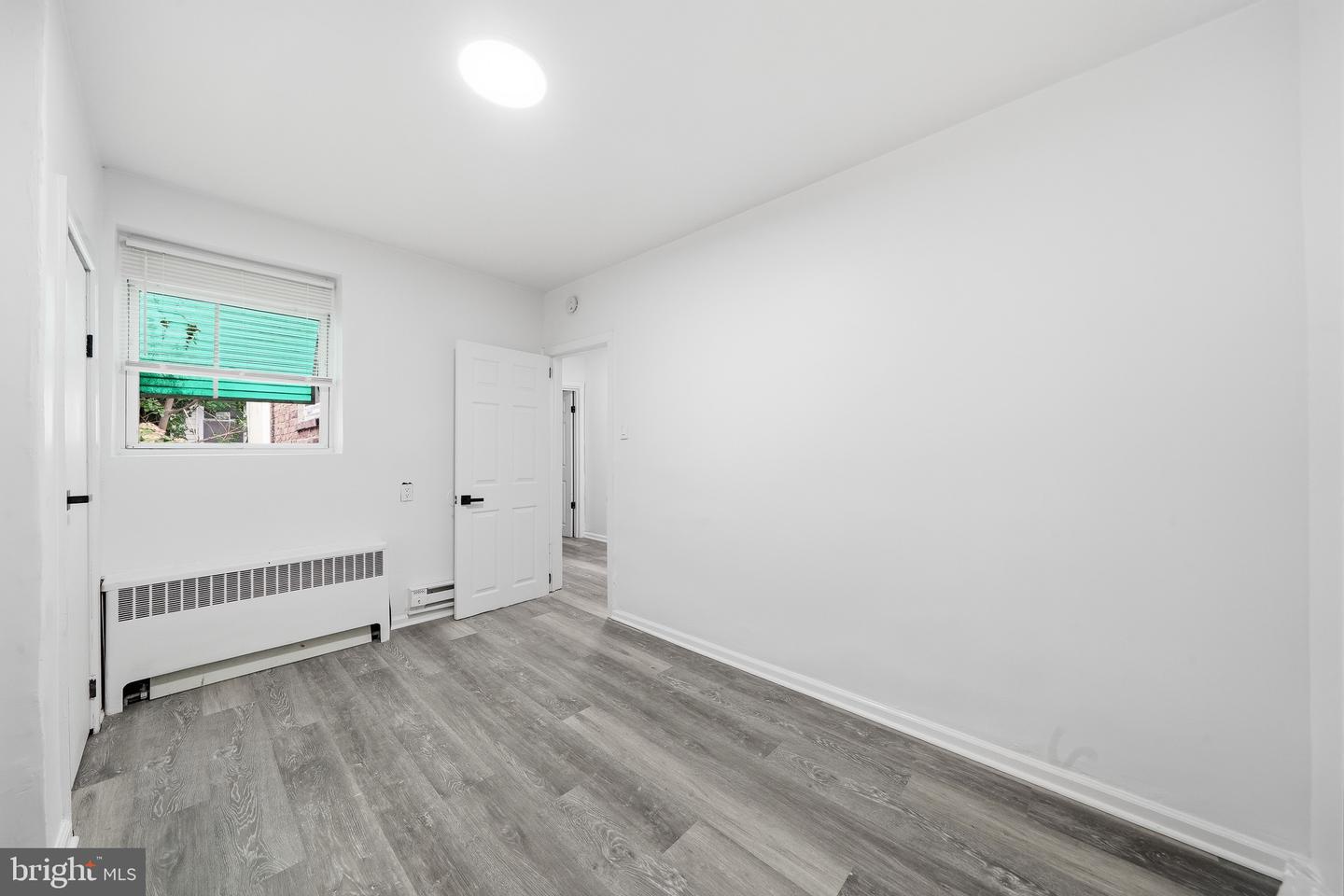 2062 E Stella St Property Photo 16