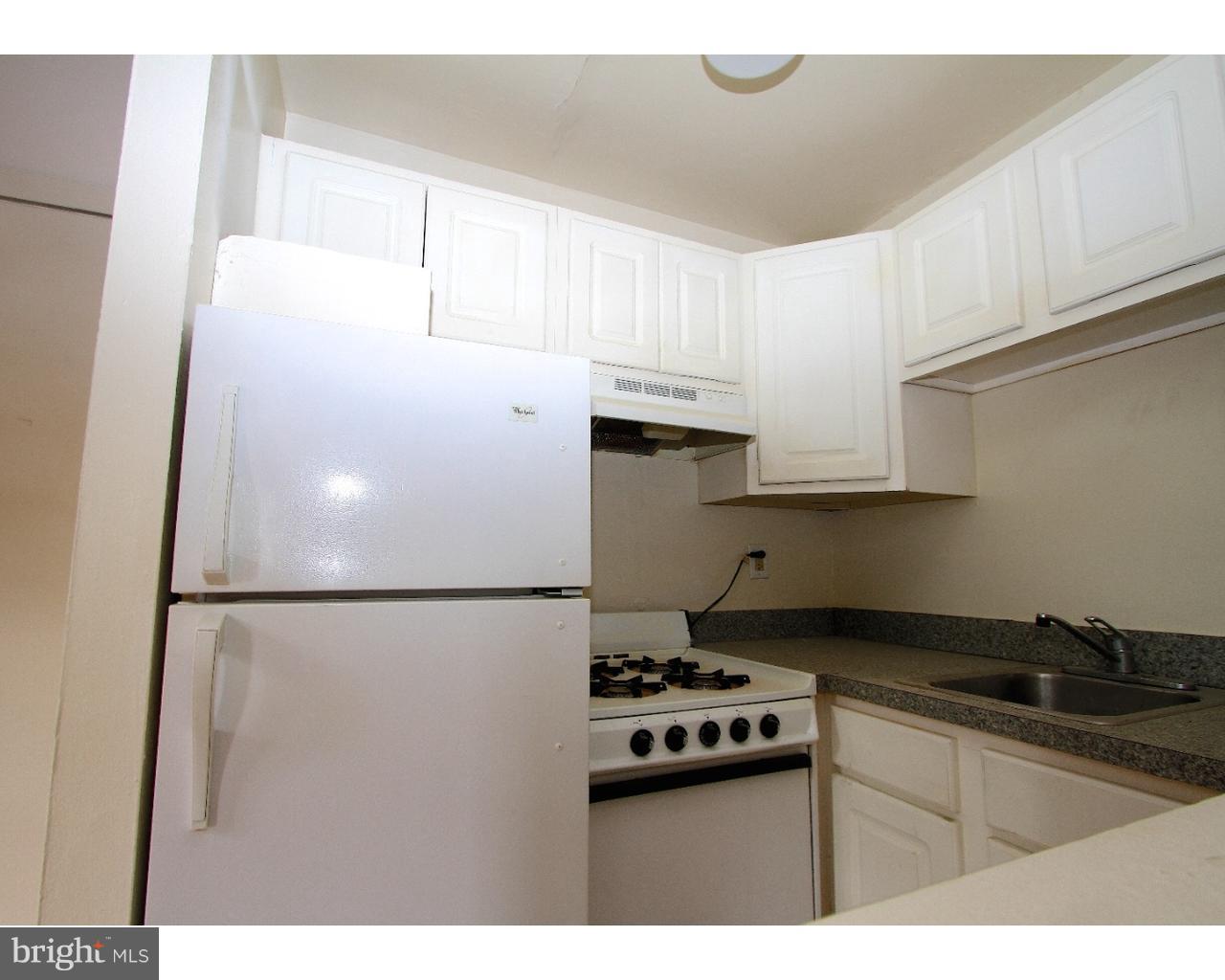 415 S 11th St #3f Property Photo 7
