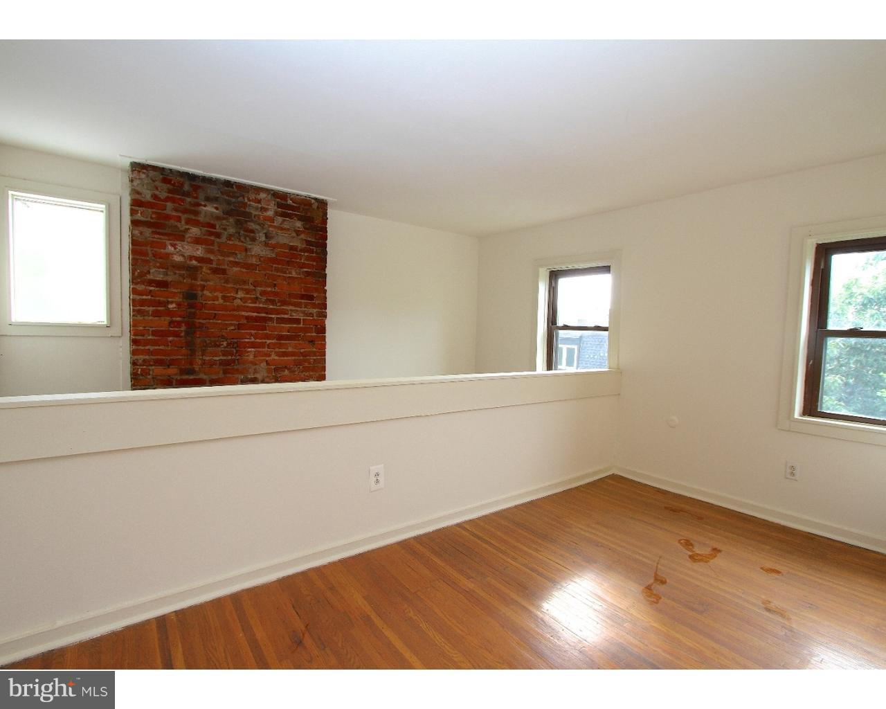415 S 11th St #3f Property Photo 8