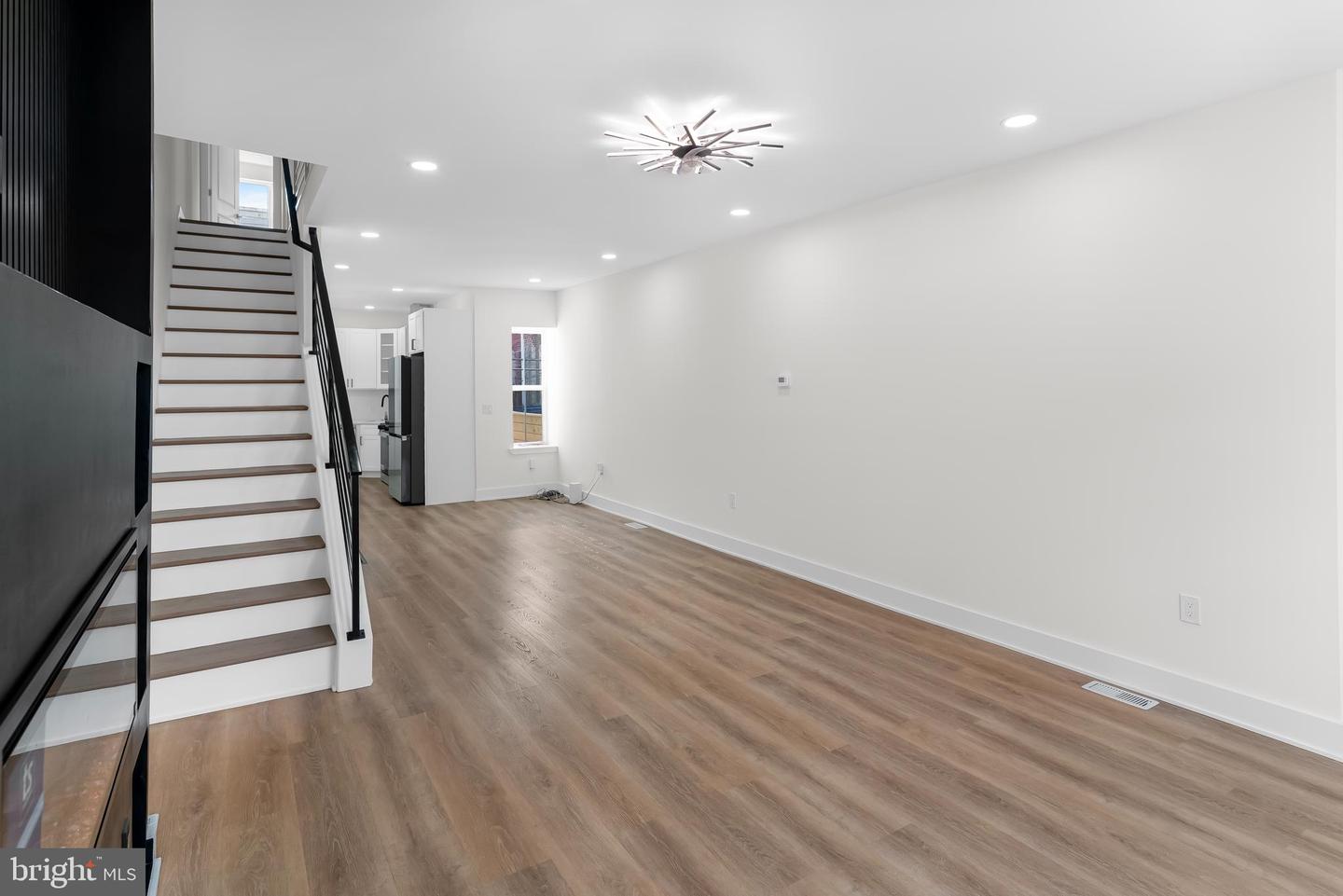 5114 Ranstead St Property Photo 9