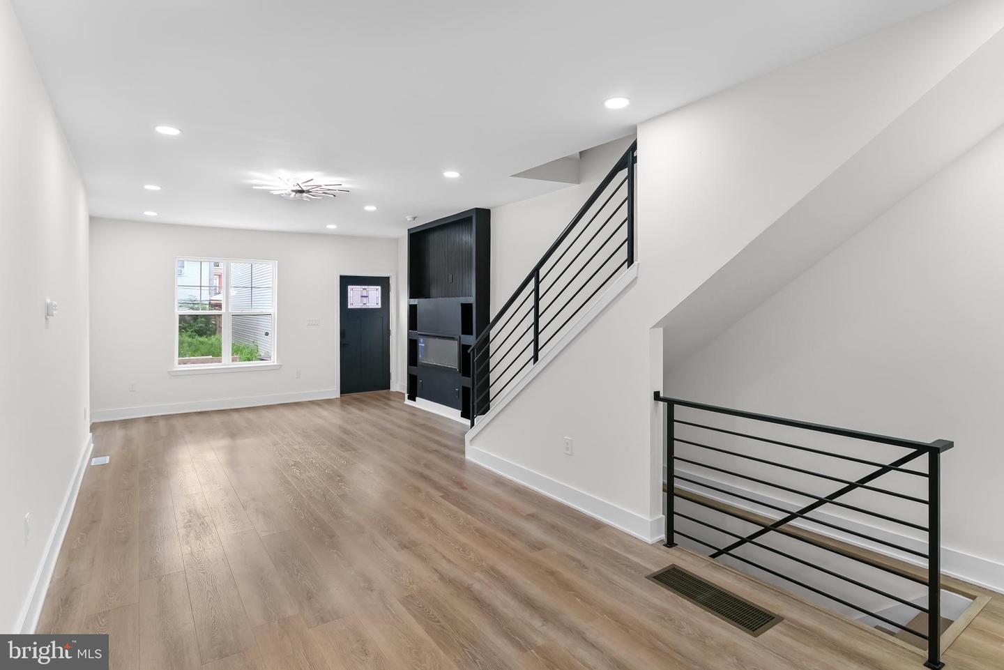 5114 Ranstead St Property Photo 10
