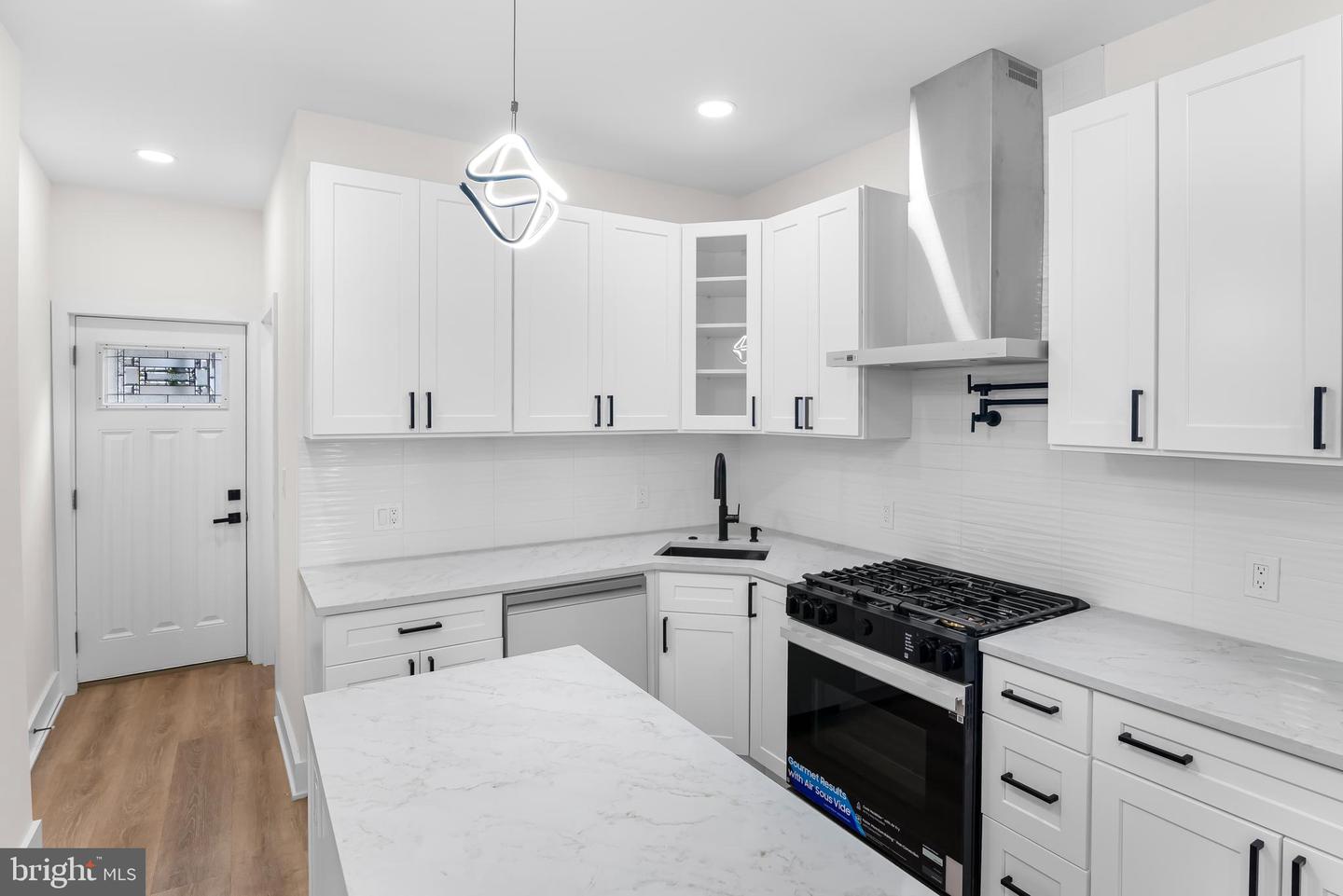 5114 Ranstead St Property Photo 15