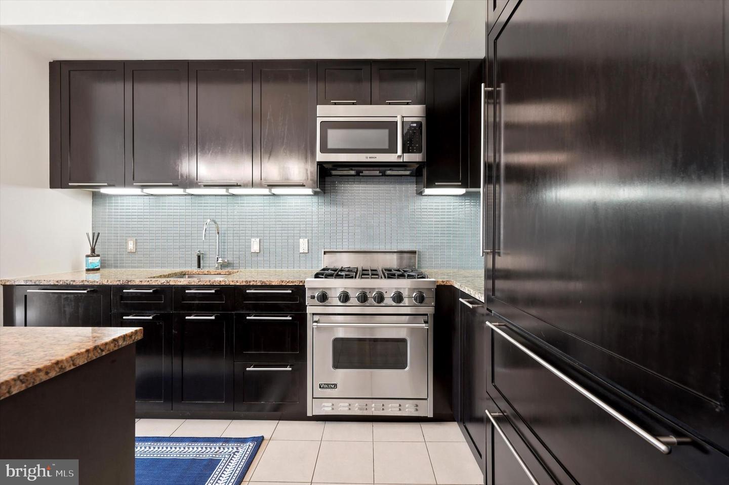 1414-00 S Penn Sq #6e Property Photo 9