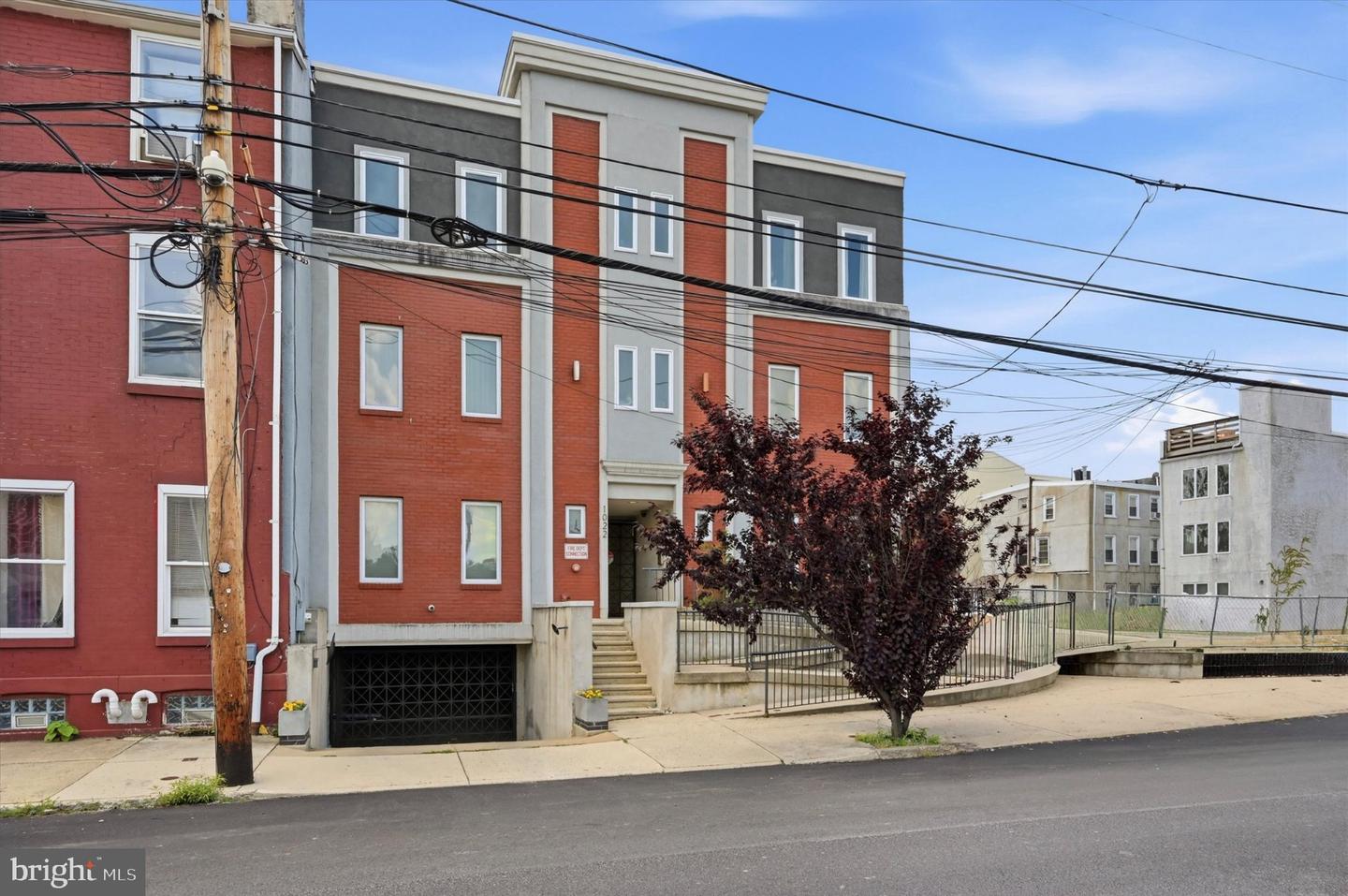 1022 Fairmount Ave #2 Property Photo 1