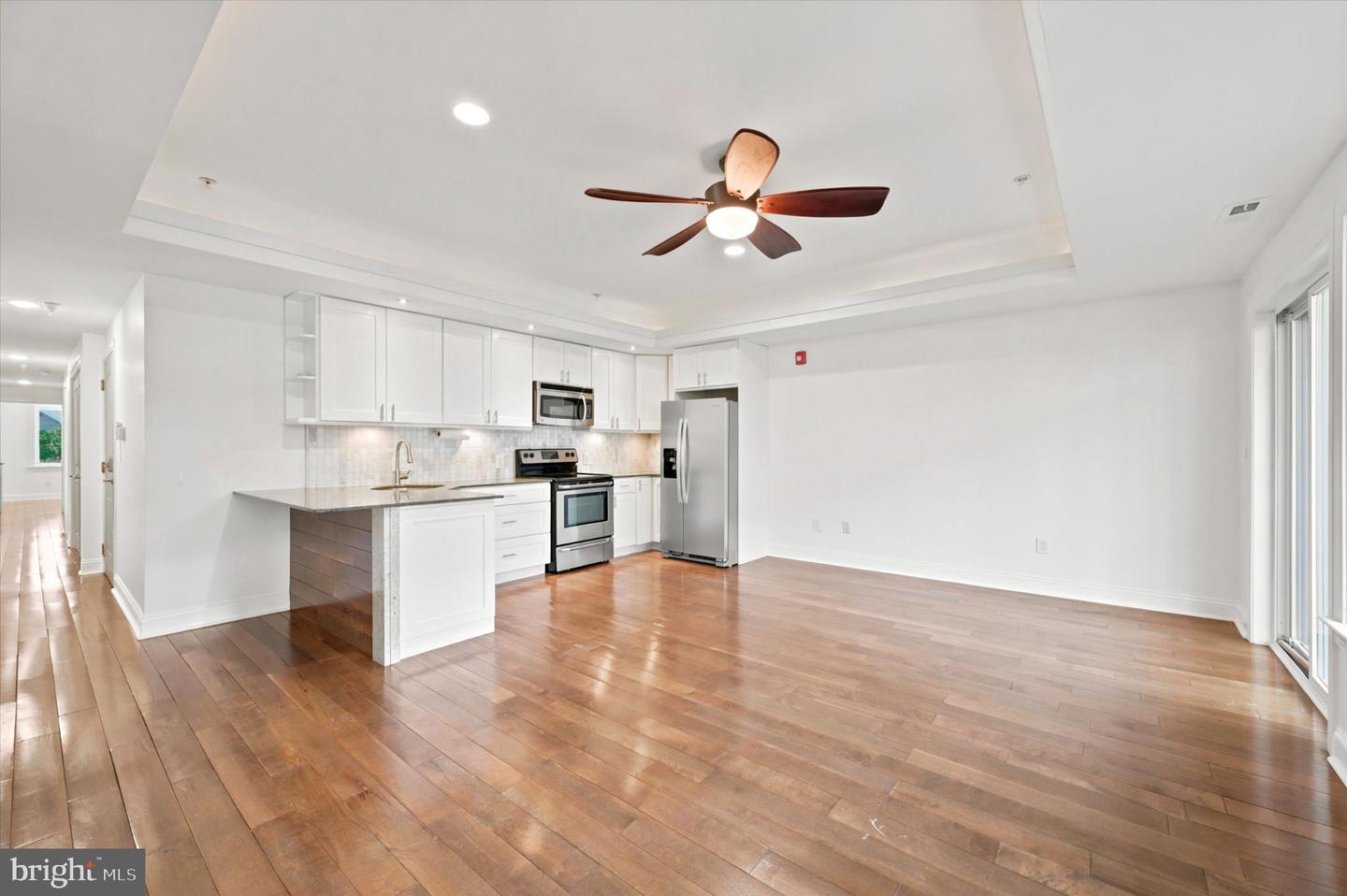 1022 Fairmount Ave #2 Property Photo 4